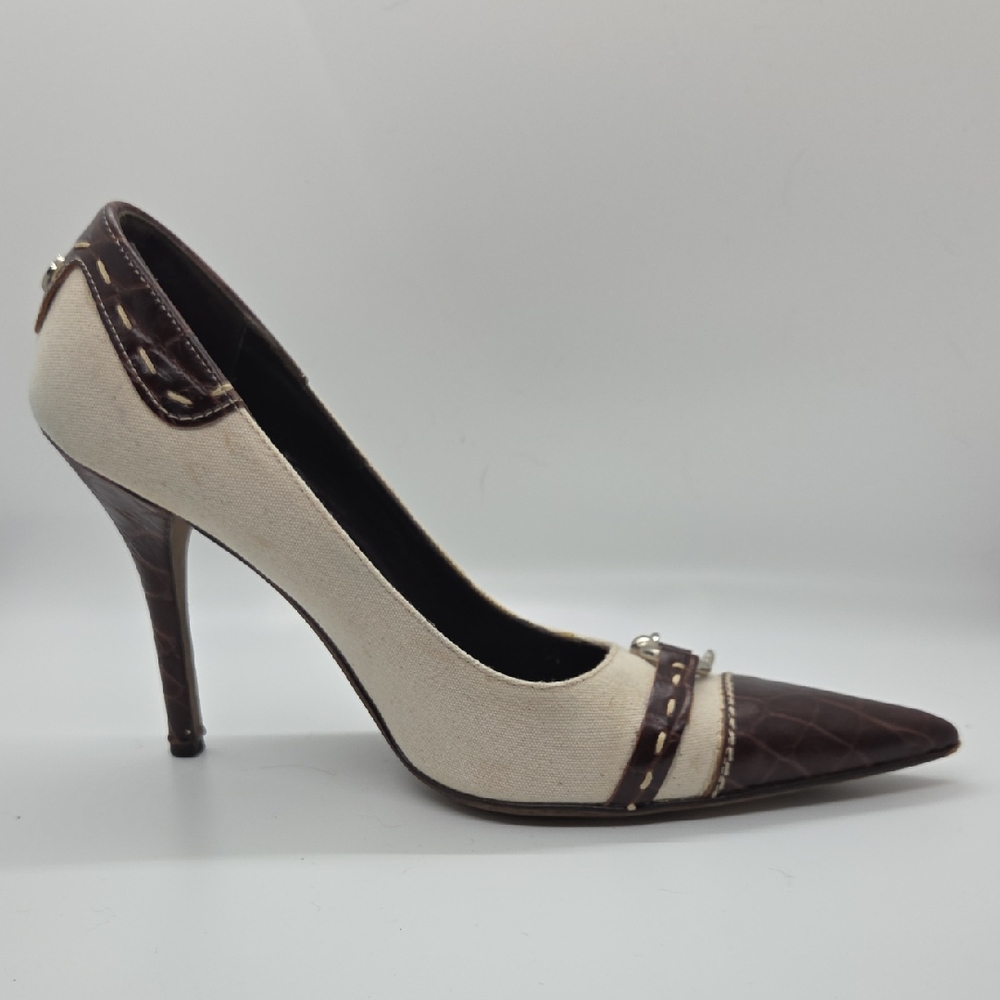 Chic Cream and Brown Women's Heels